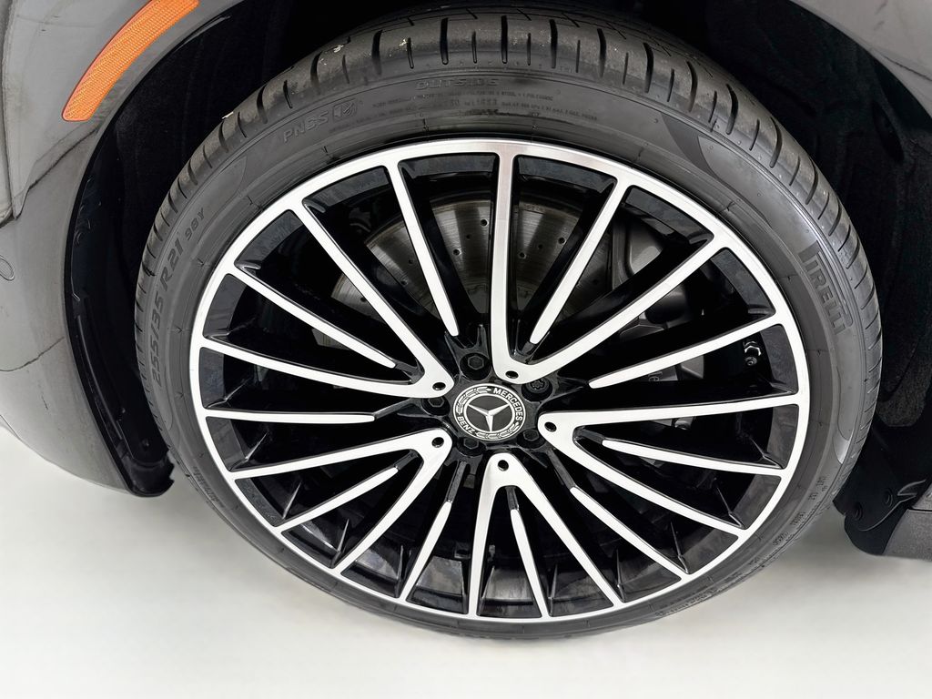 Thumbnail: 2023 Mercedes-Benz S-Class - 29