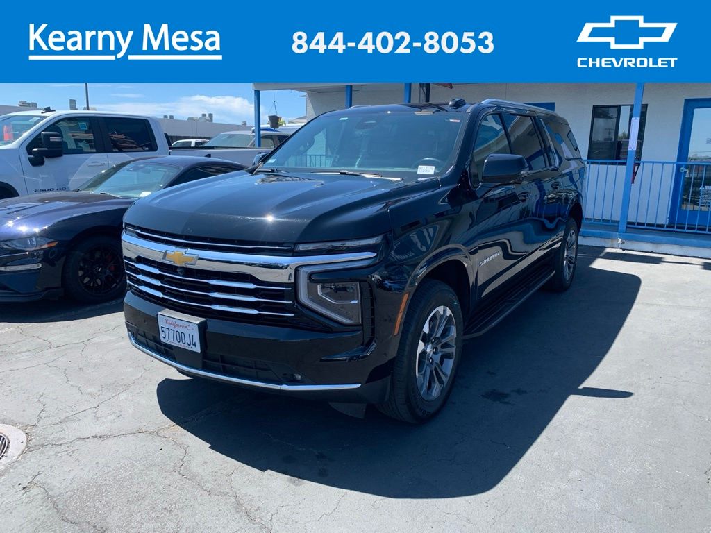 Black 2025 Chevrolet Suburban LT RWD SUV / Crossover 4X2 