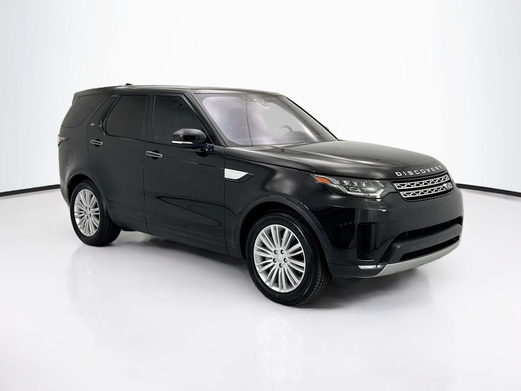 Thumbnail: 2018 Land Rover Discovery - 3