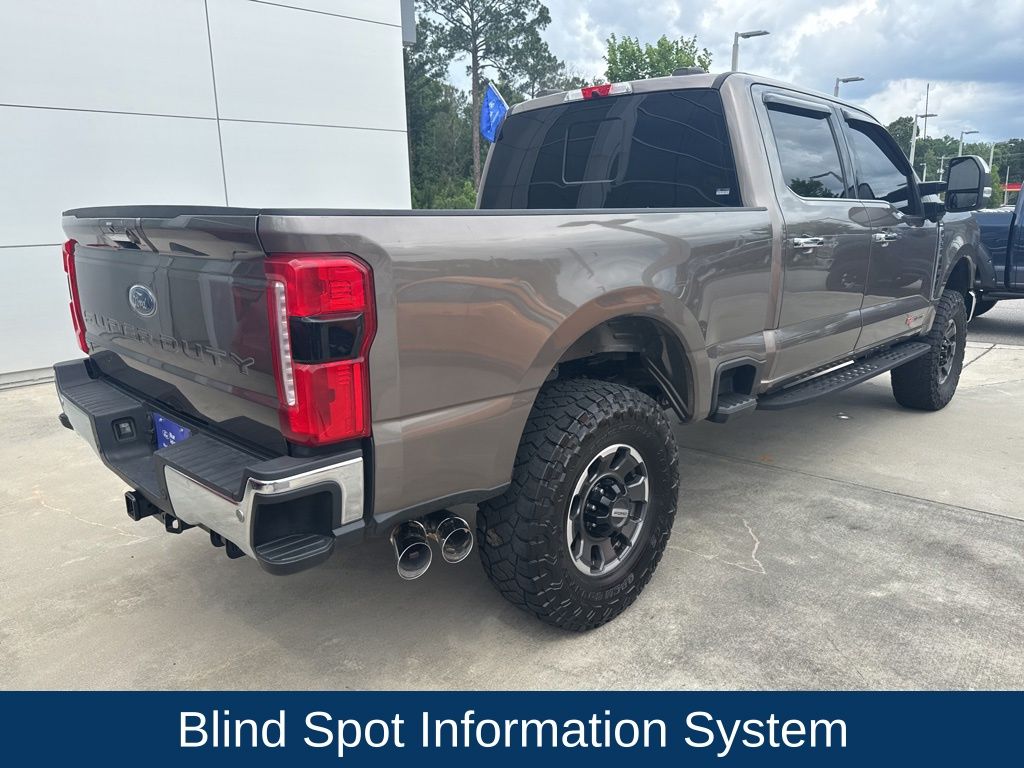 2023 Ford F-350 Super Duty LARIAT