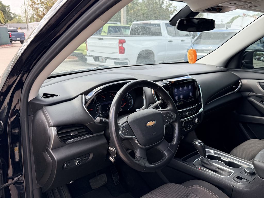 used 2020 Chevrolet Traverse car, priced at $16,796
