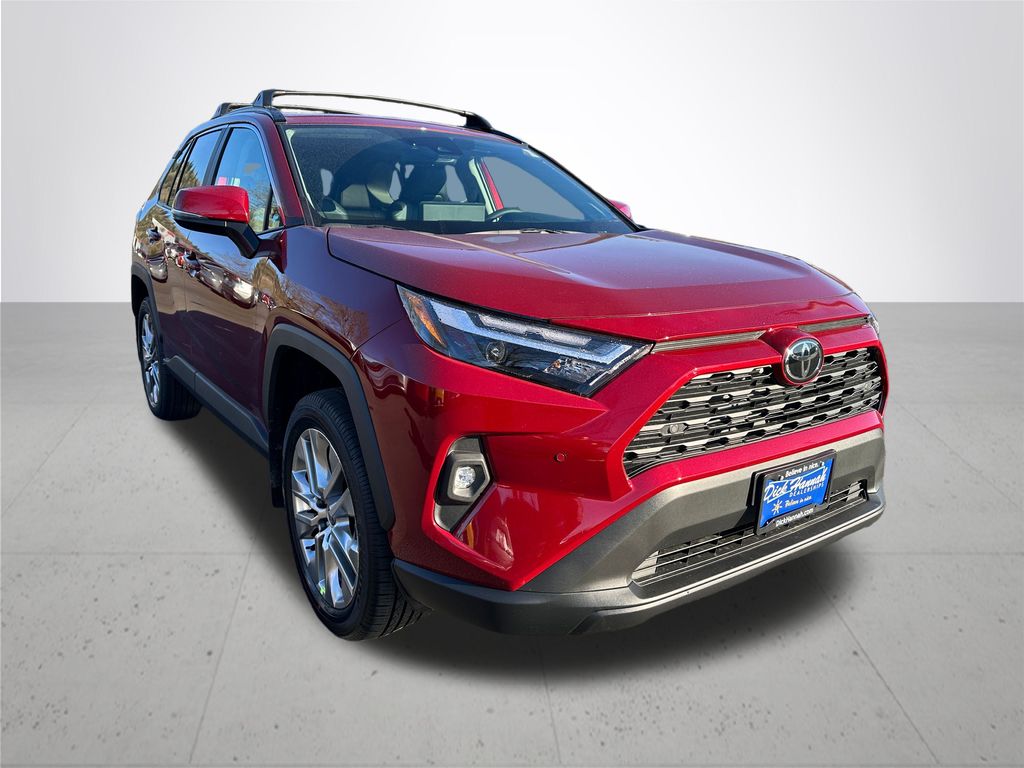 2025 Toyota RAV4 XLE Premium