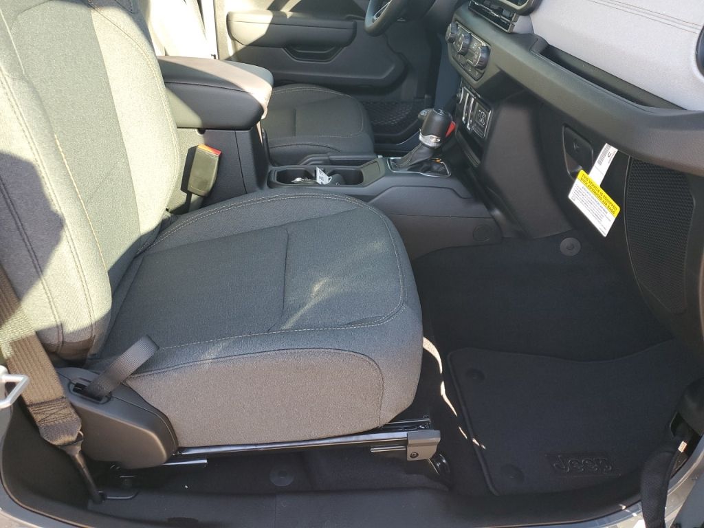 New Car 2025 Jeep Wrangler  For Sale Under $40,000 In Austin, Texas