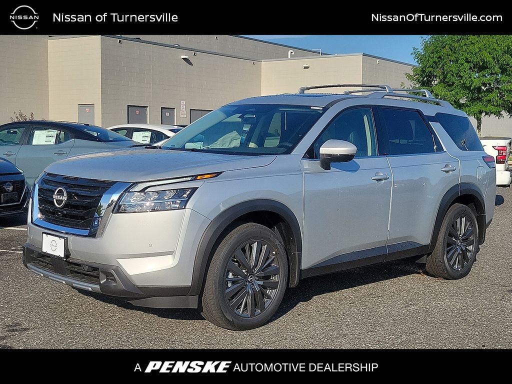 Thumbnail: 2025 Nissan Pathfinder - 1