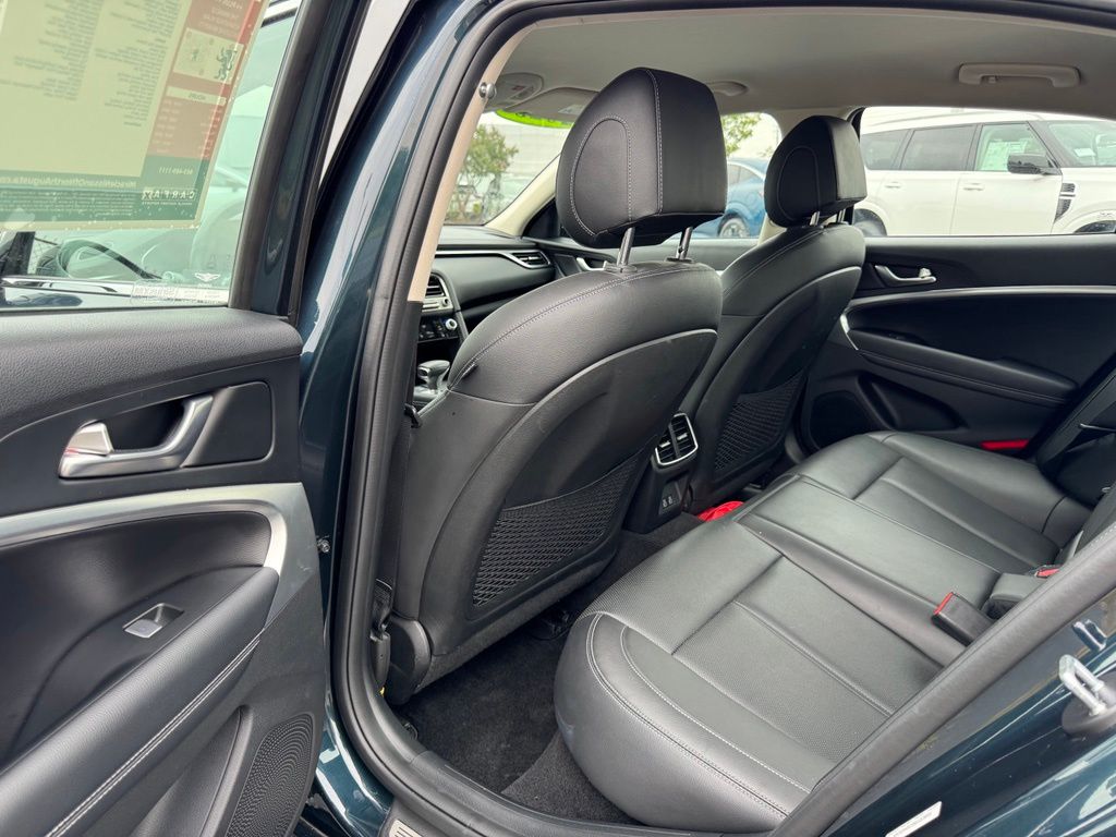 Used 2025 Genesis G70 Sedan