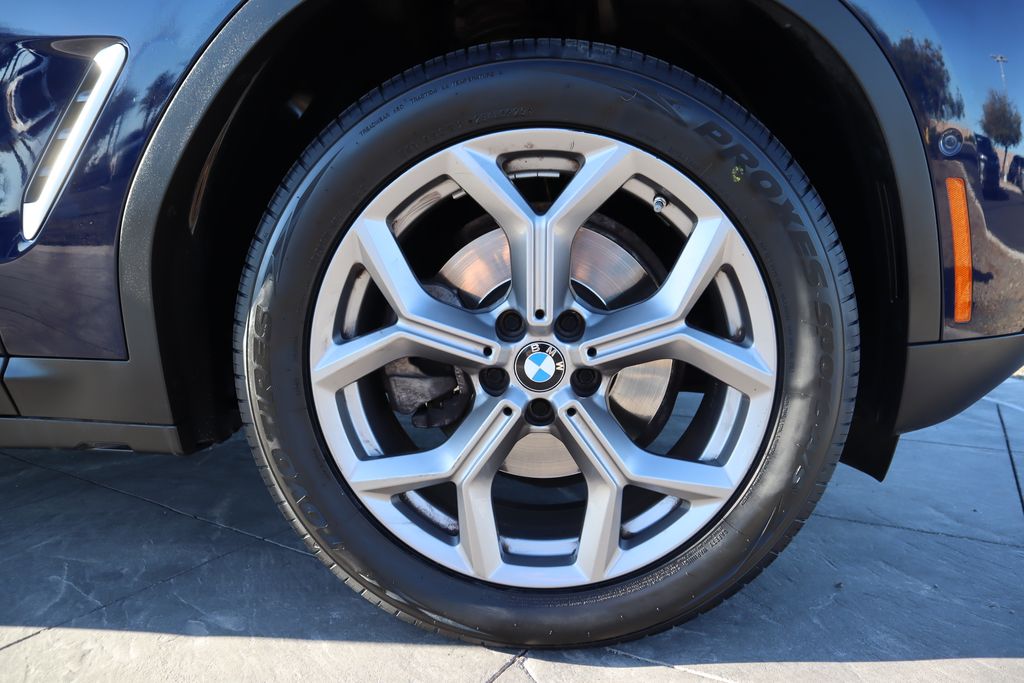 Thumbnail: 2023 BMW X3 - 31