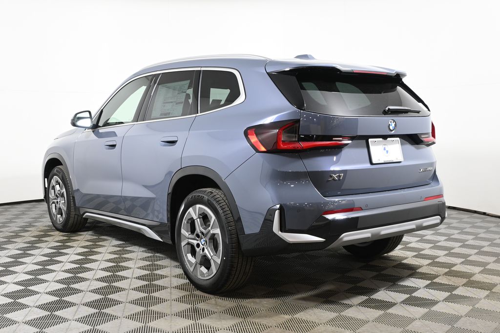 Thumbnail: 2026 BMW X1 - 5