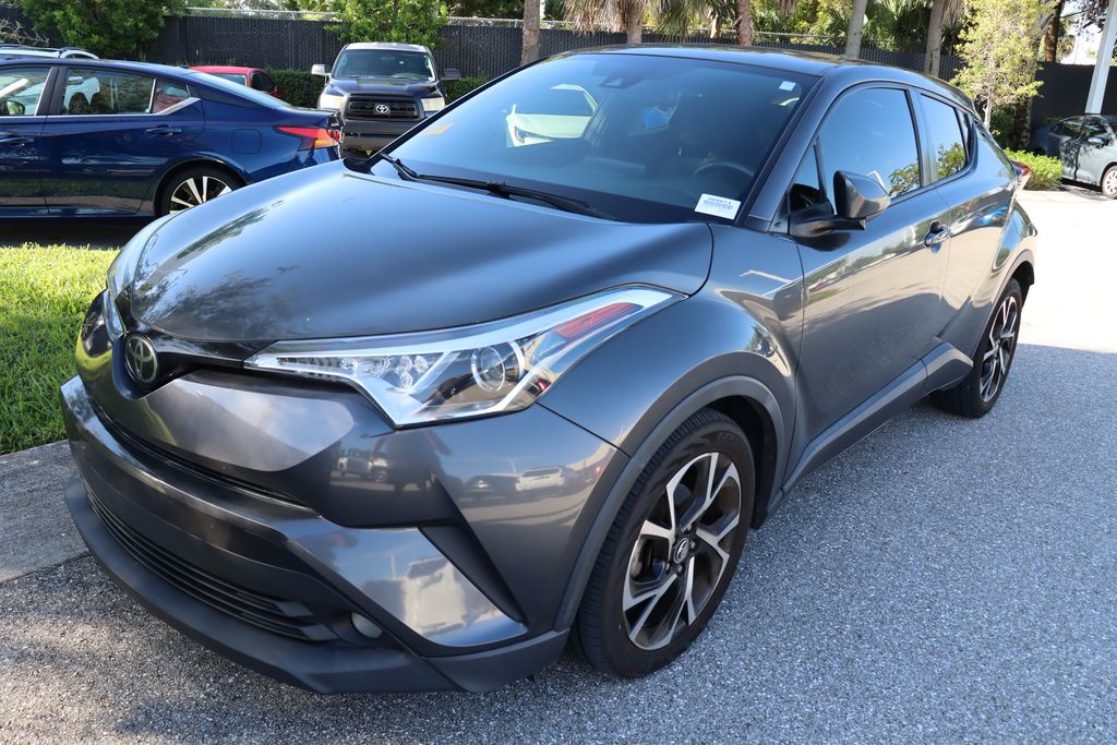 Thumbnail: 2018 Toyota C-HR - 2