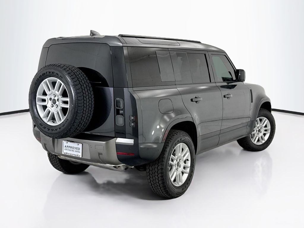 Thumbnail: 2026 Land Rover Defender - 5