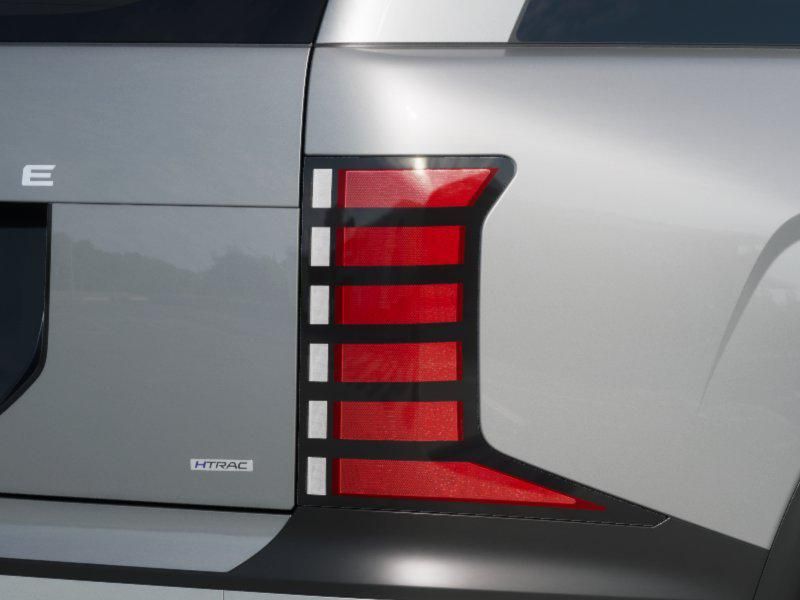 New 2026 Silver Hyundai SEL Premium image 10