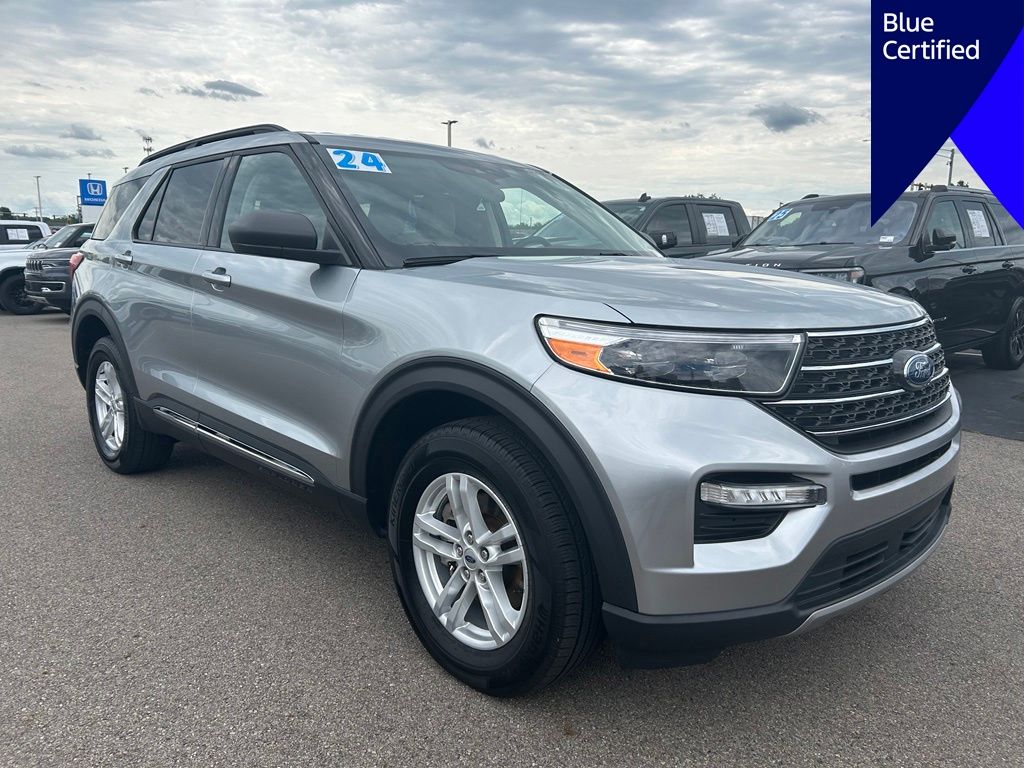 Certified Used 2024 Silver Ford XLT image 2