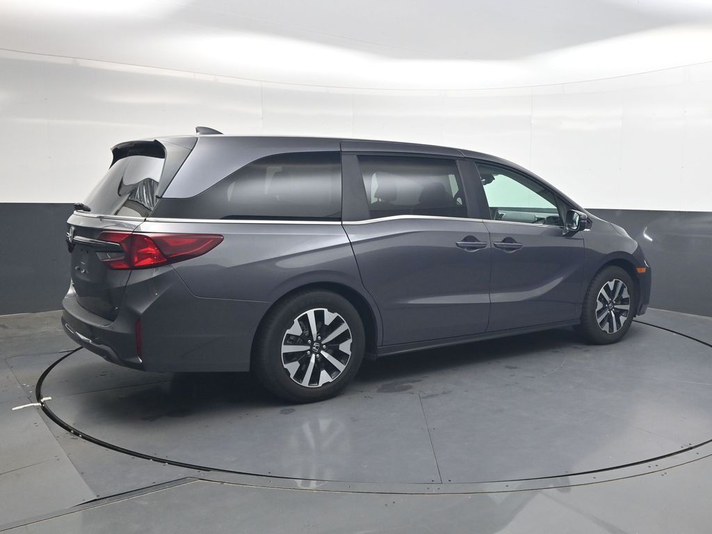 Used 2025  Honda EX-L image 4