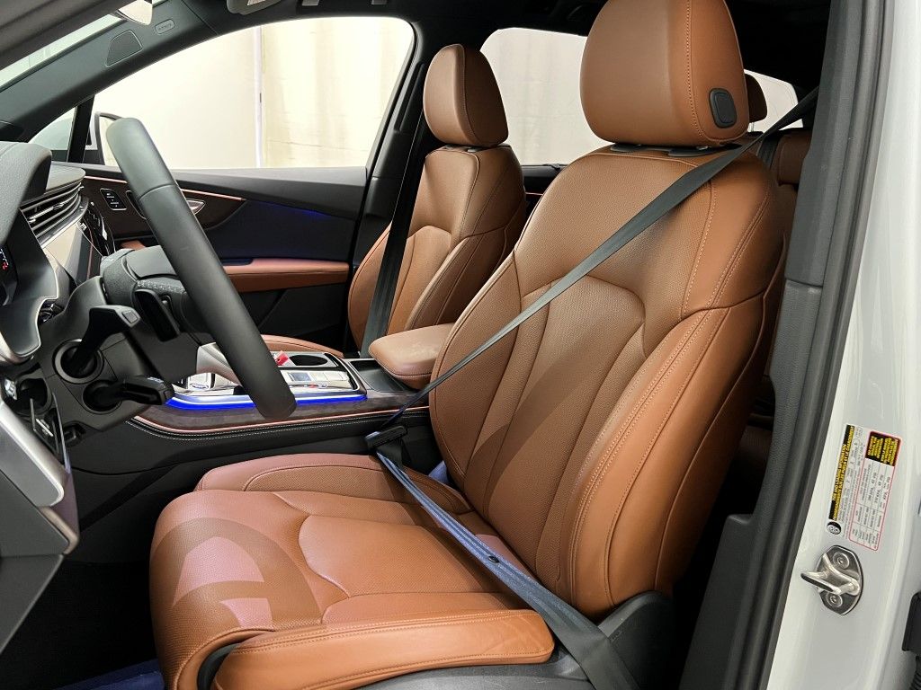 Thumbnail: 2025 Audi Q7 - 27