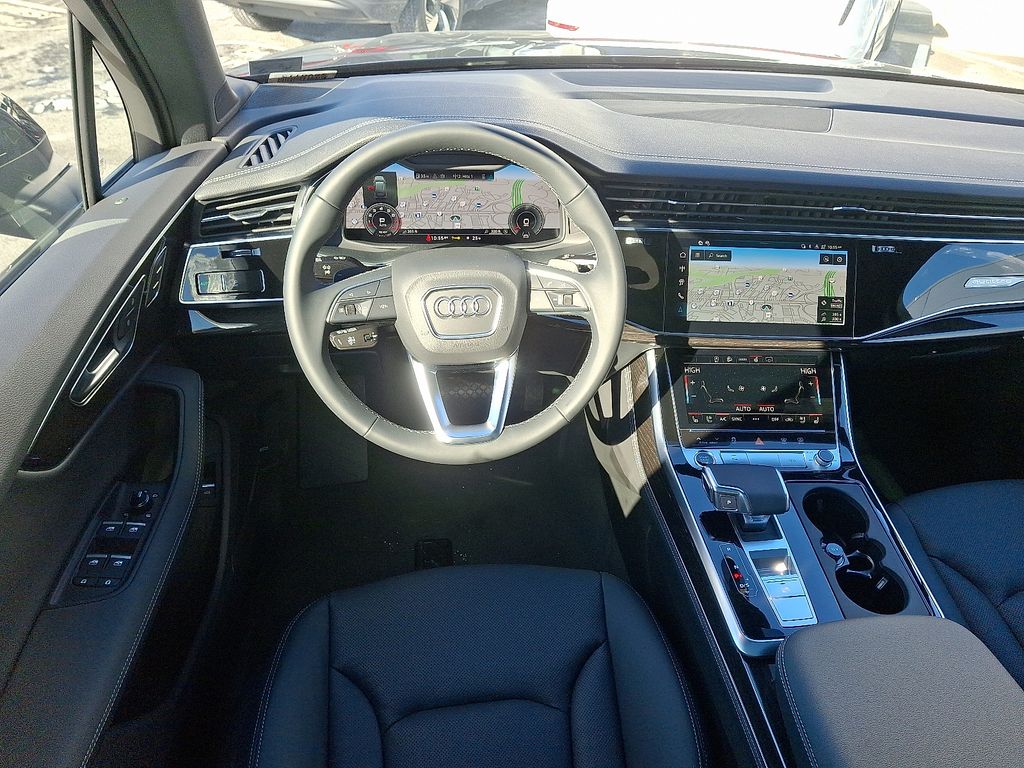 Thumbnail: 2026 Audi Q7 - 8