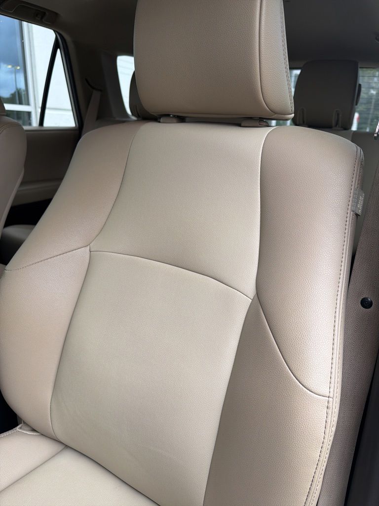Used 2018 White Toyota SR5 Premium image 5