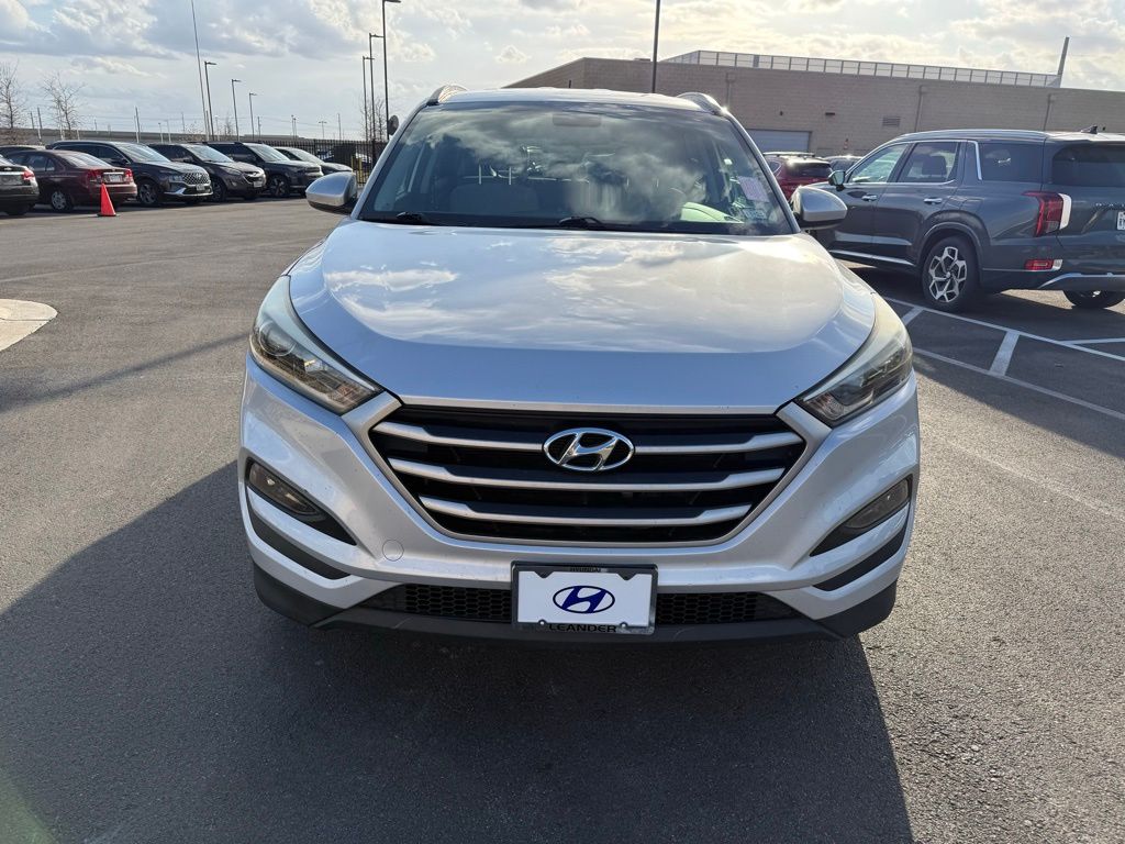Thumbnail: 2017 Hyundai Tucson - 2