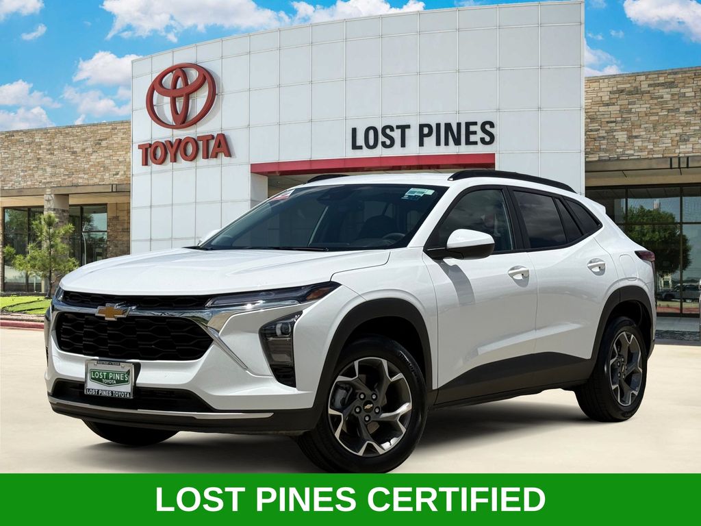  2026 Chevrolet Trax LT FWD   