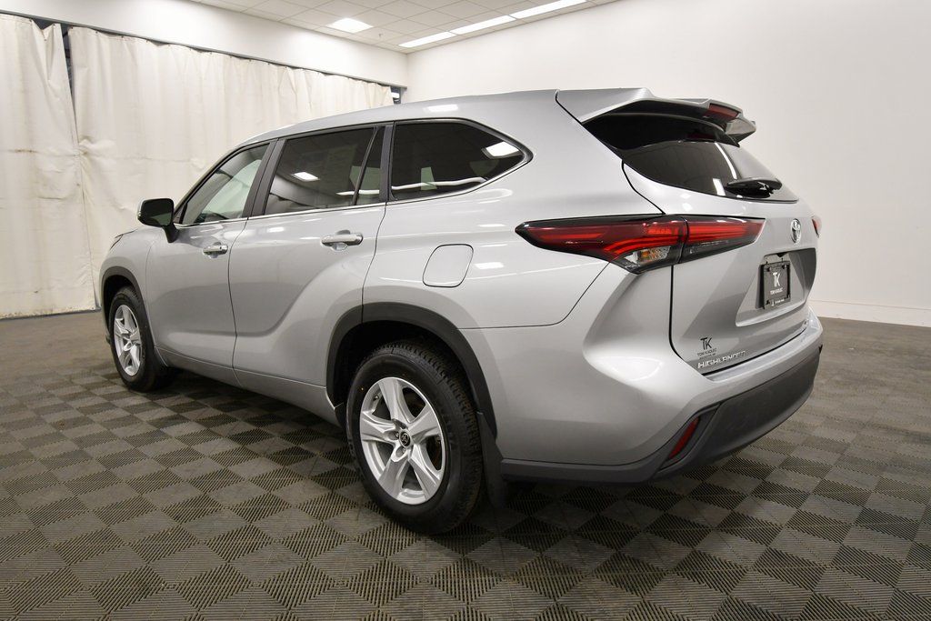 Used 2024 Toyota Highlander SUV