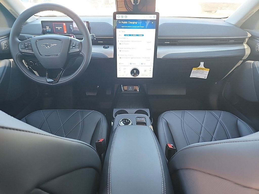 2023 Ford Mustang Mach-E Select photo