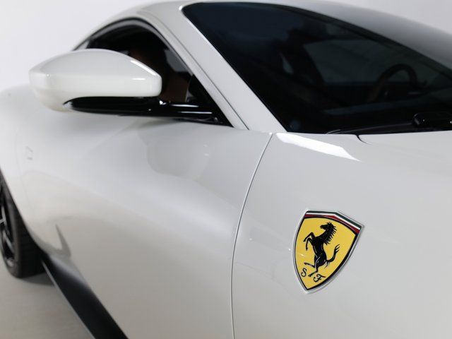 Used 2022 White Ferrari 3.9L V8 image 34