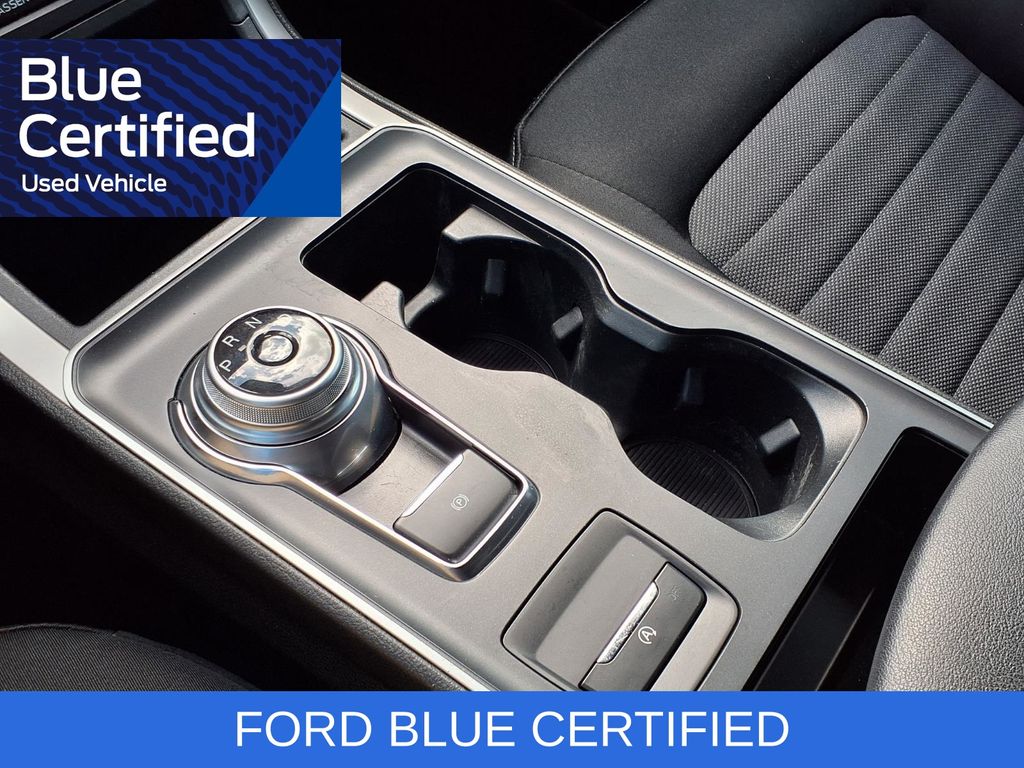 2021 Ford Edge SE Gray at Autostrade