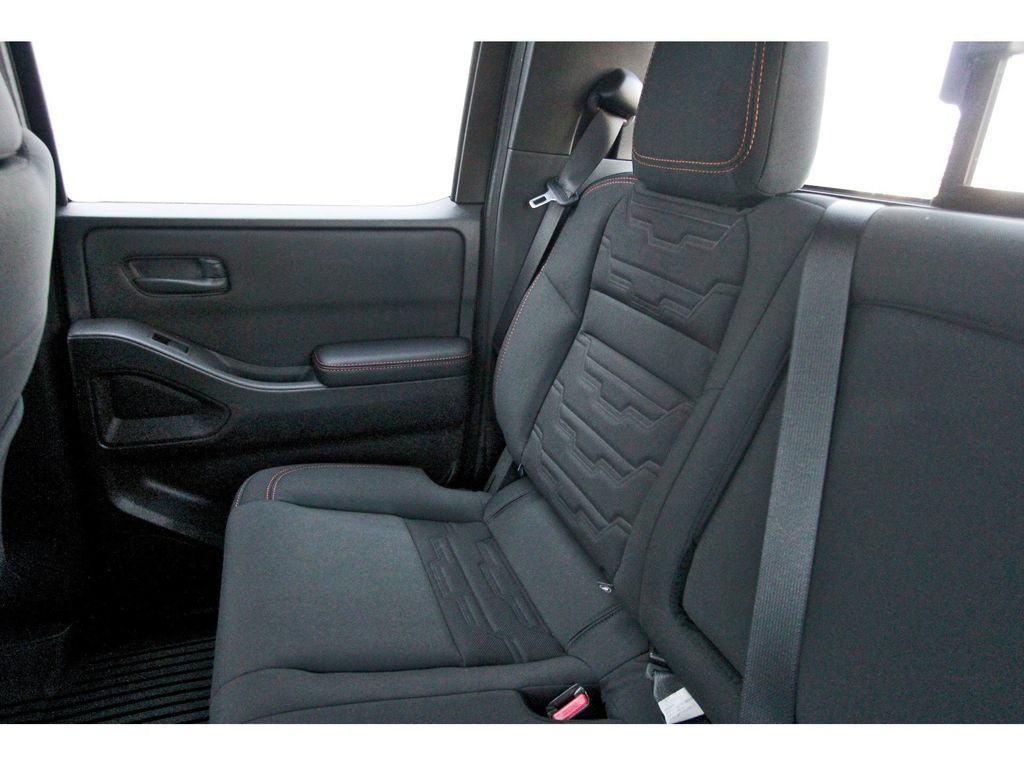 2026 Nissan Frontier PRO-X - 8