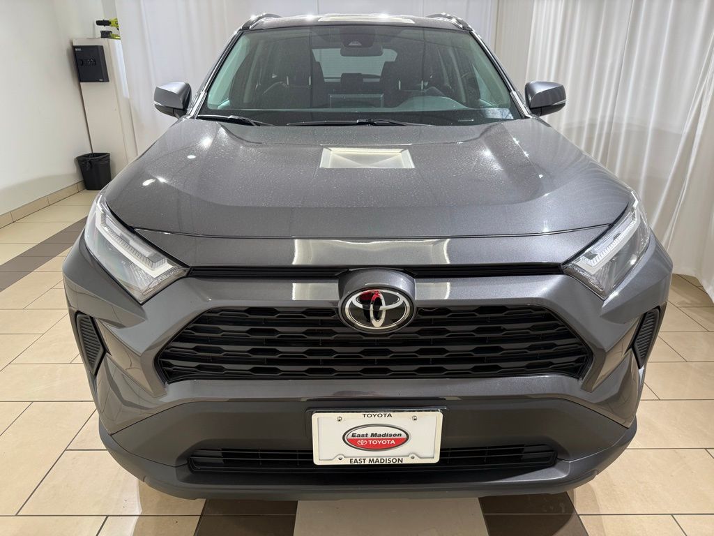 Thumbnail: 2024 Toyota RAV4 - 8