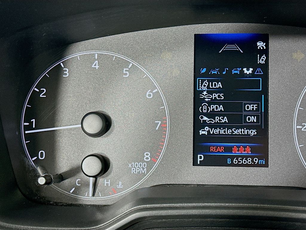Thumbnail: 2023 Toyota Corolla - 12