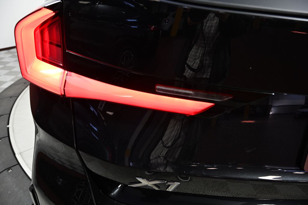 Thumbnail: 2026 BMW X1 - 11