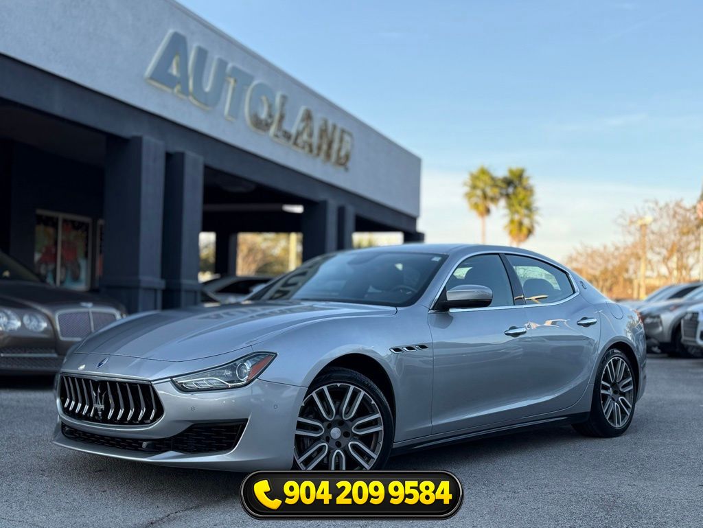 Bianco Alpi Pearlescent 2018 Maserati Ghibli 3.0L Sedan Rear-Wheel Drive 8-Speed Automatic