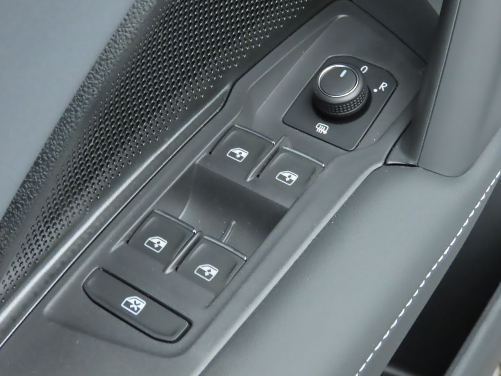 Thumbnail: 2026 Volkswagen Tiguan - 23