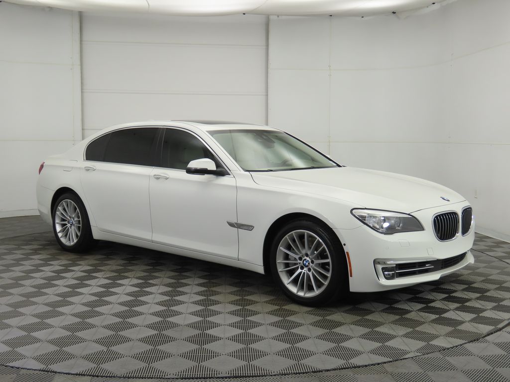 Thumbnail: 2014 BMW 7 Series - 3