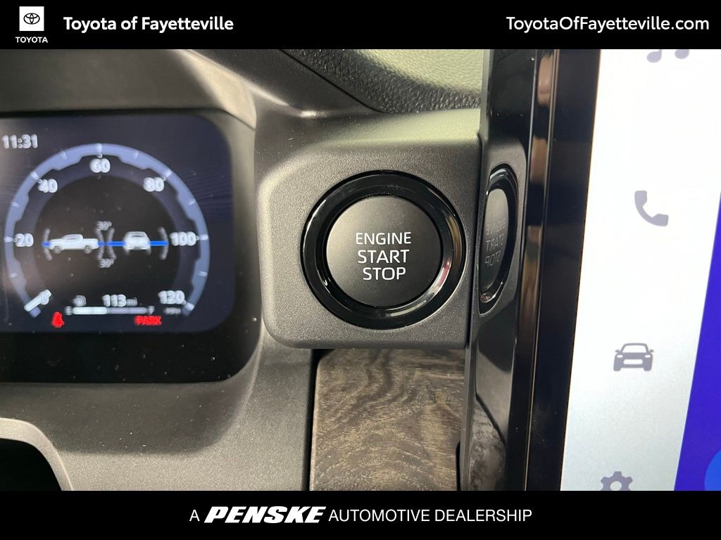 2025 Toyota Tacoma Limited 30
