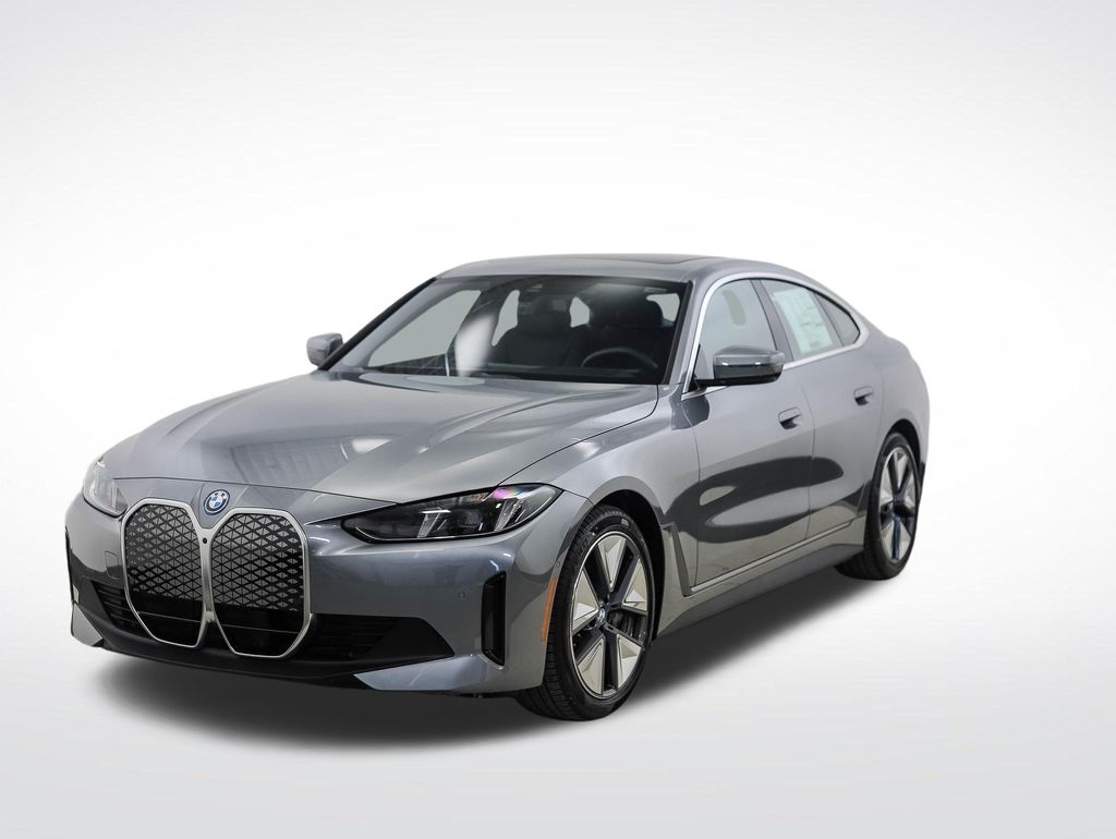 Thumbnail: 2025 BMW i4 - 1