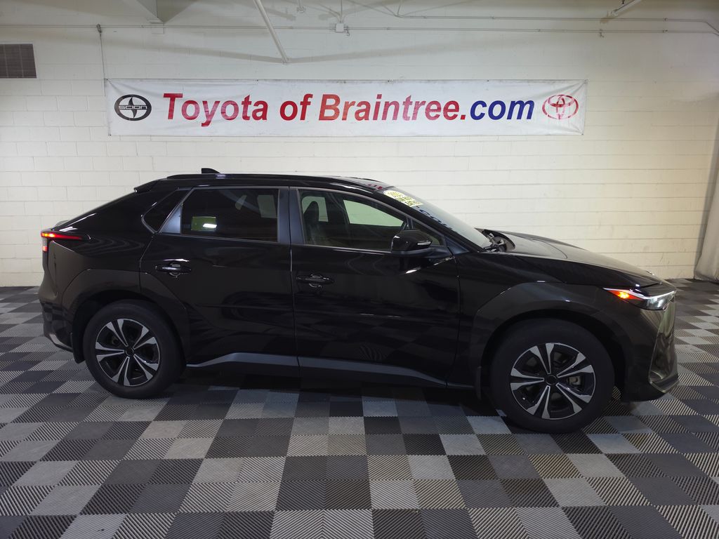 2023 Toyota bZ4X XLE AWD    