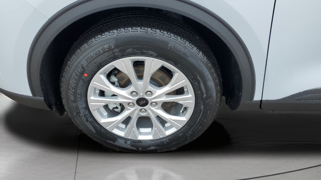 New 2026 Silver Ford Active image 10