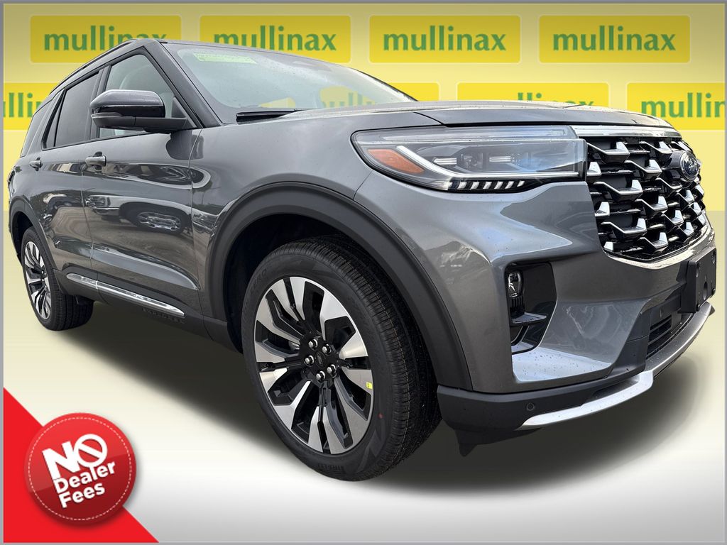 2026 Ford Explorer Platinum's photo