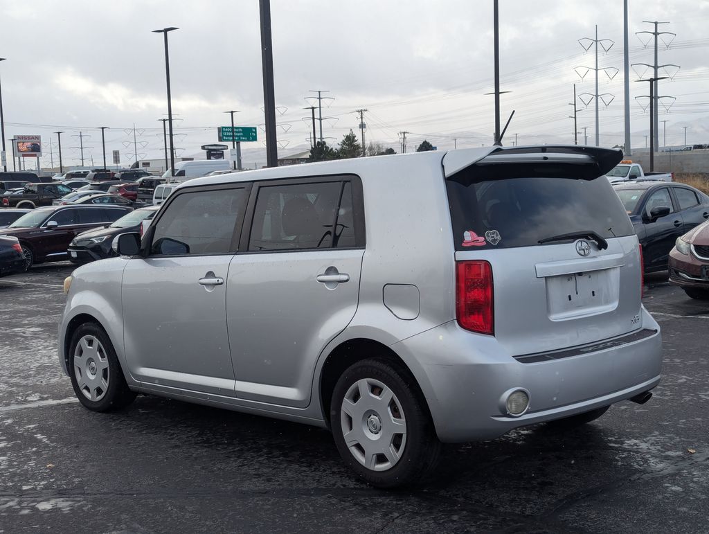 2010 Scion xB Base 7