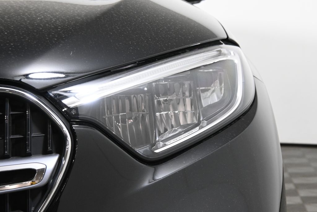 Thumbnail: 2024 Mercedes-Benz GLC - 11