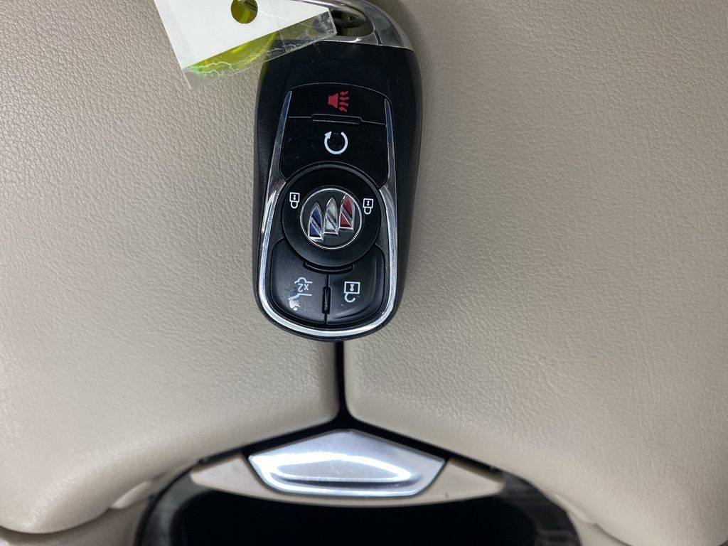 2020 Buick Envision Essence photo