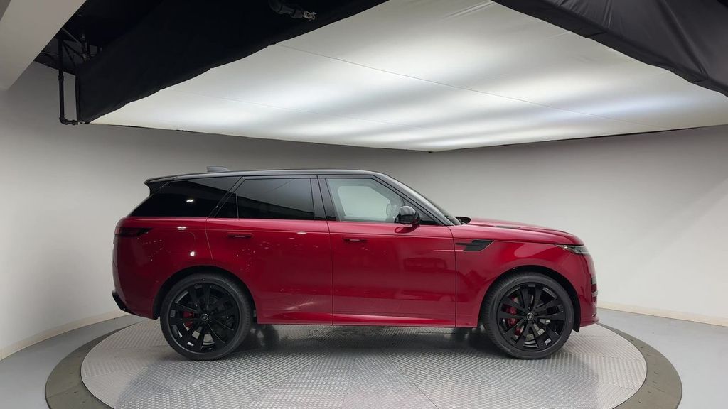 Thumbnail: 2023 Land Rover Range Rover Sport - 9
