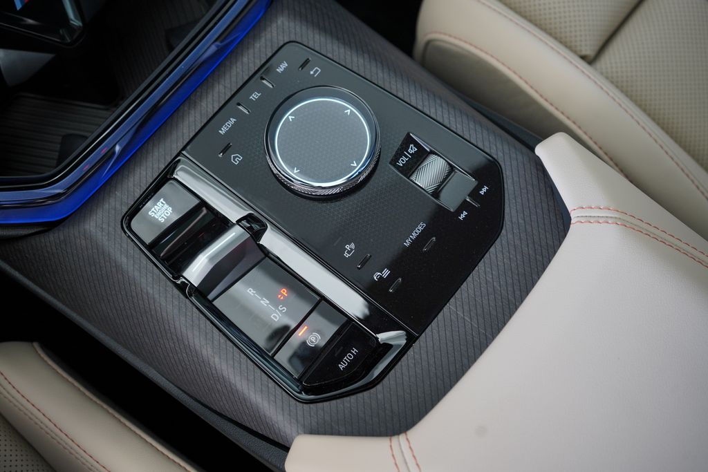 Thumbnail: 2026 BMW X3 - 19