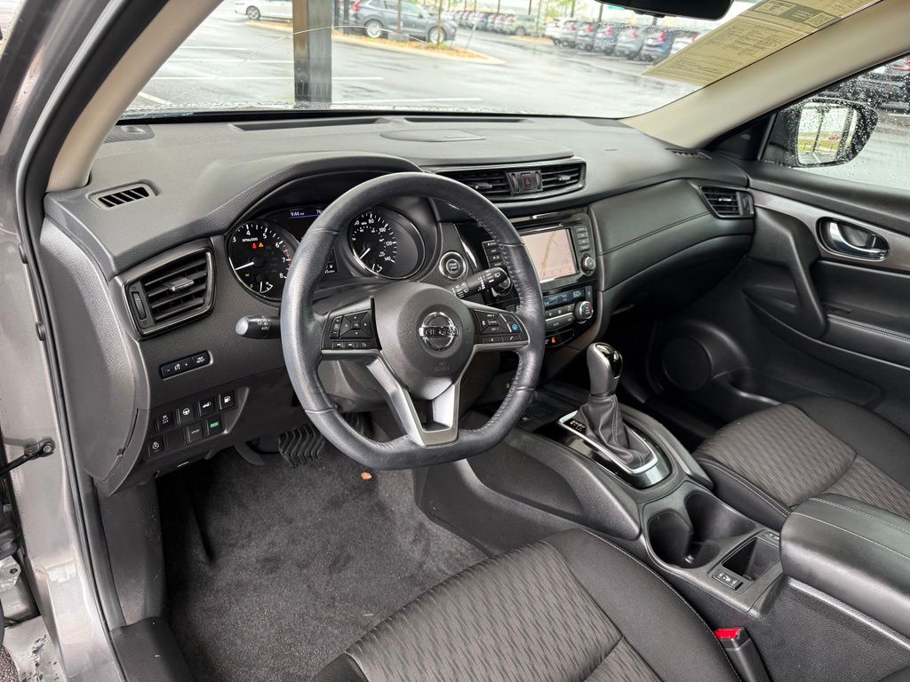 Thumbnail: 2019 Nissan Rogue - 13