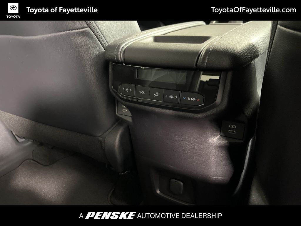 Thumbnail: 2026 Toyota Grand Highlander - 17