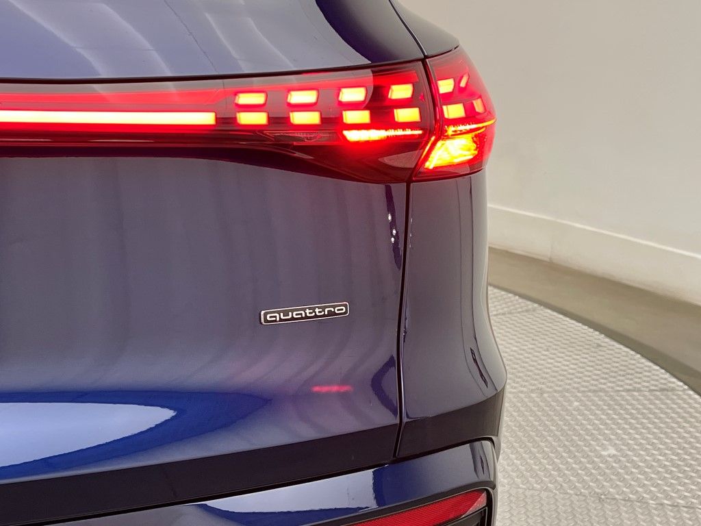 Thumbnail: 2025 Audi Q5 - 8