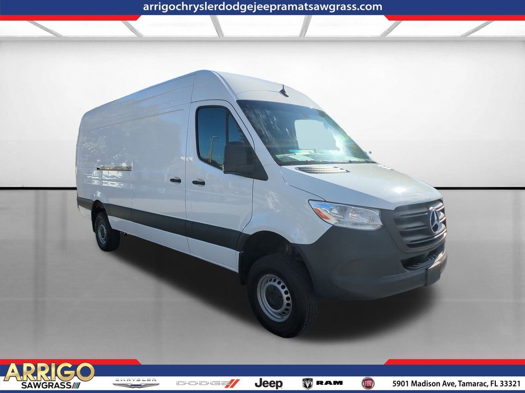 2024 Mercedes-Benz Sprinter 2500 Cargo 170 WB