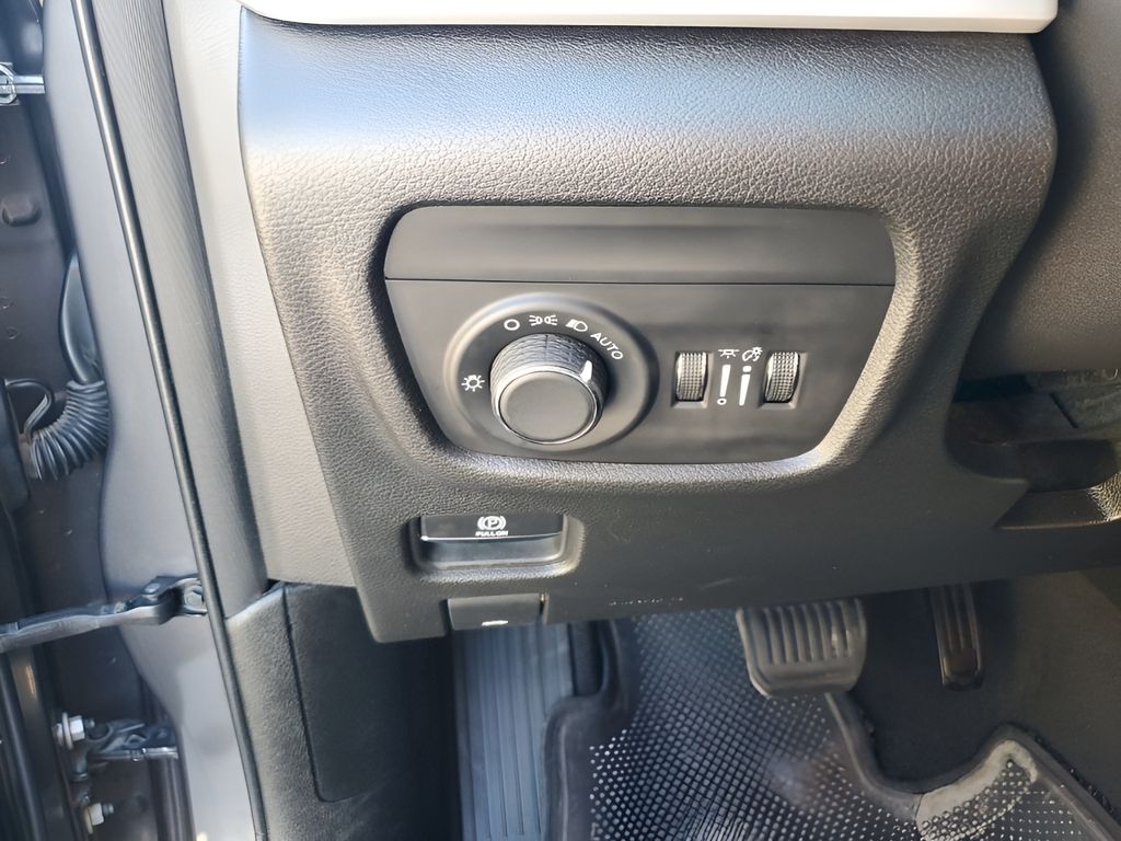 Used Car 2023 Jeep Grand Cherokee  Altitude X For Sale Under $30,000 In Austin, Texas