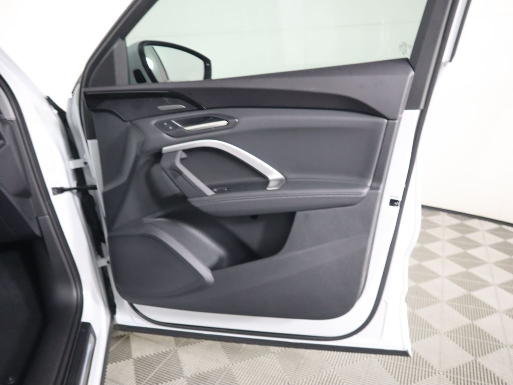 Thumbnail: 2025 Audi Q5 - 28