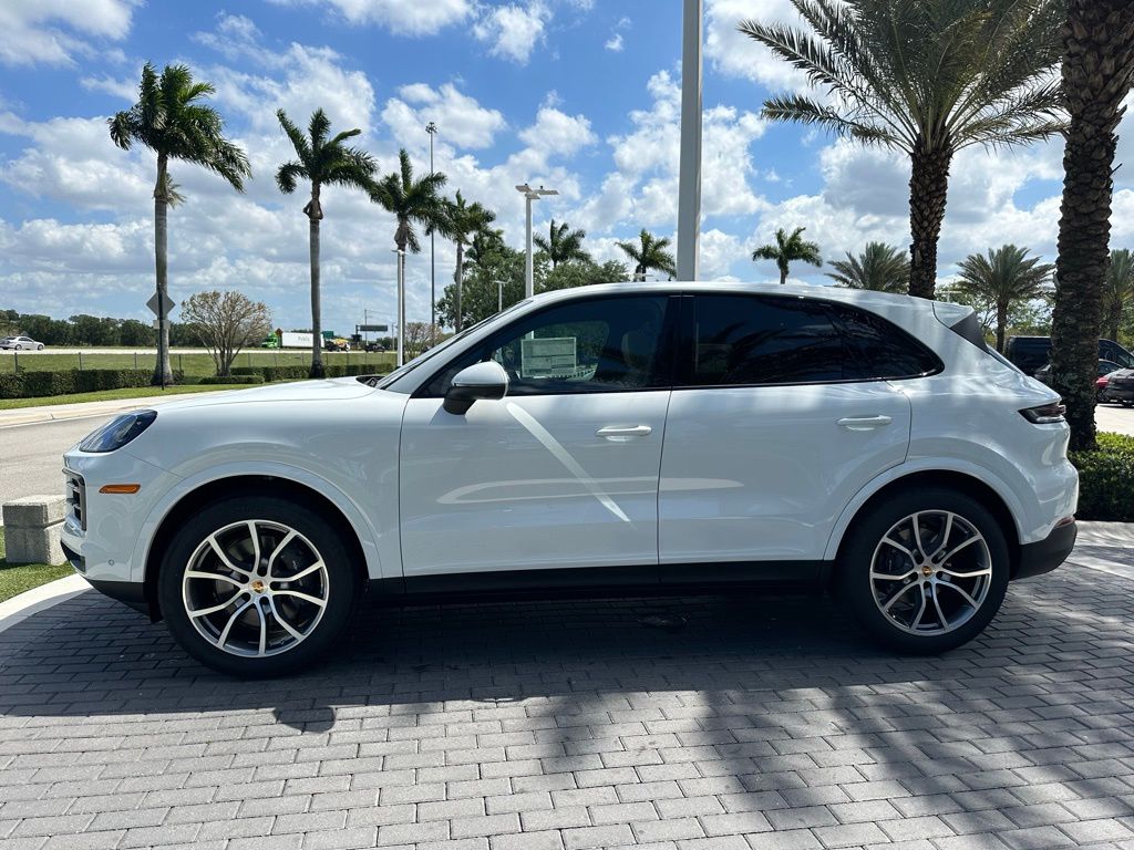 2024 Porsche Cayenne  3