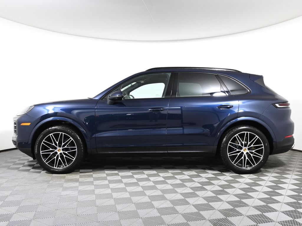 2024 Porsche Cayenne  2